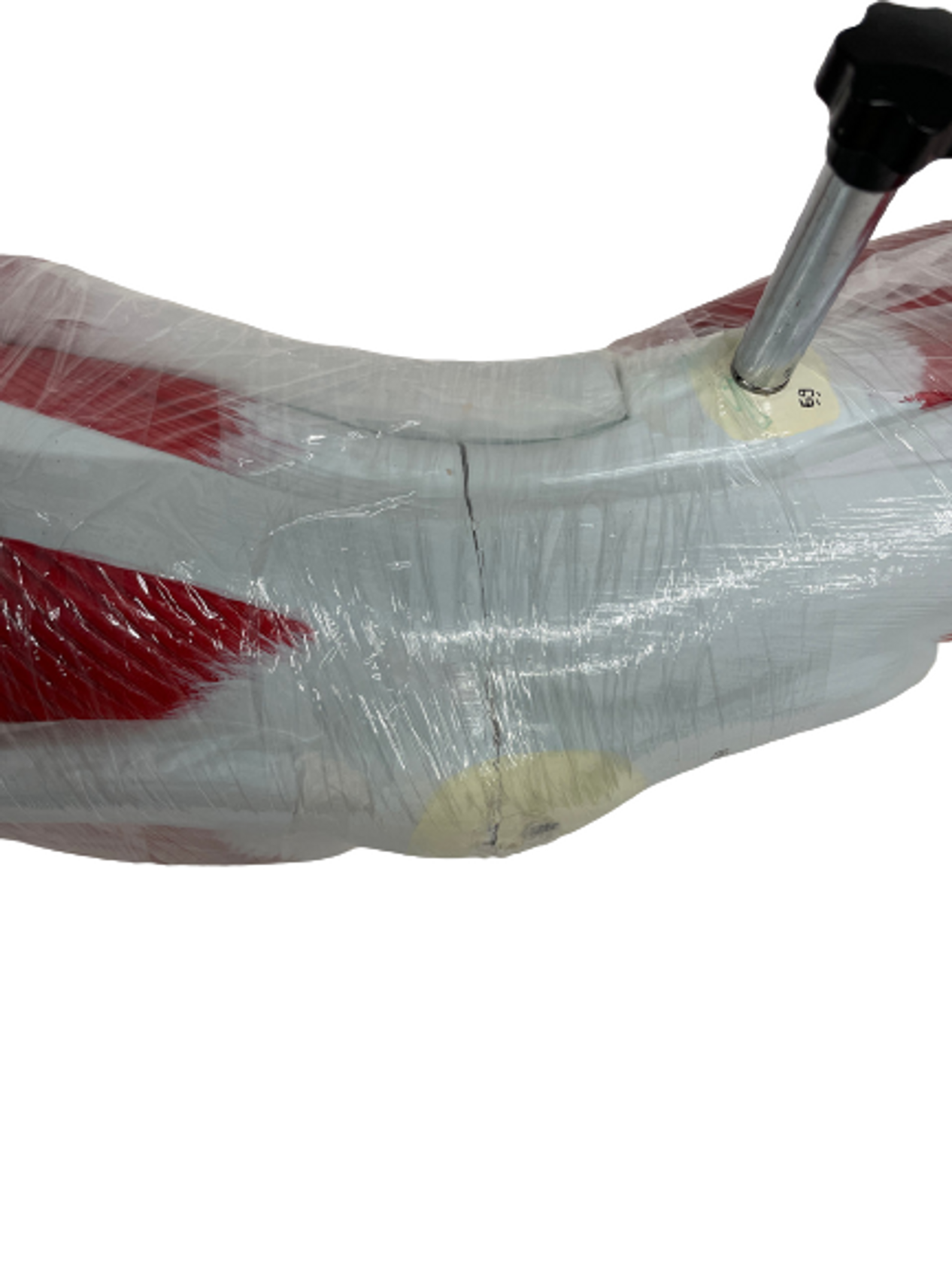 Closeup of left-side view of cracked knee
