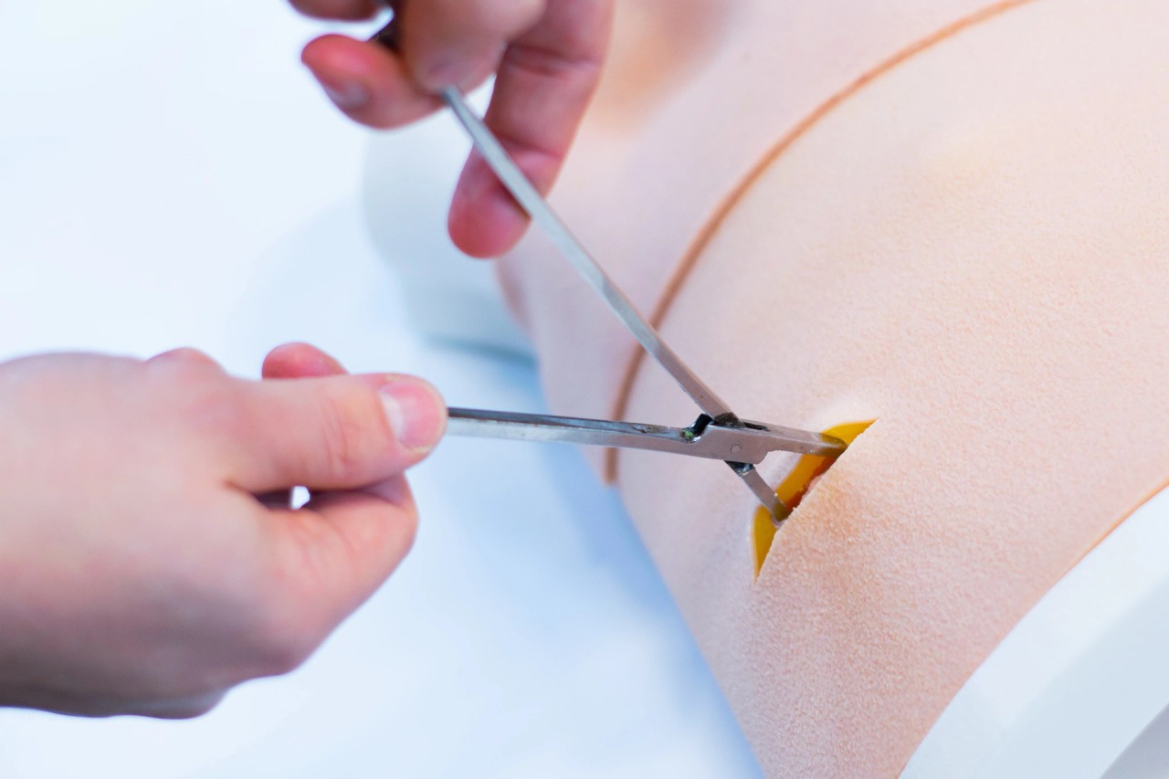 Chest Drain and Needle Decompression Task Trainer