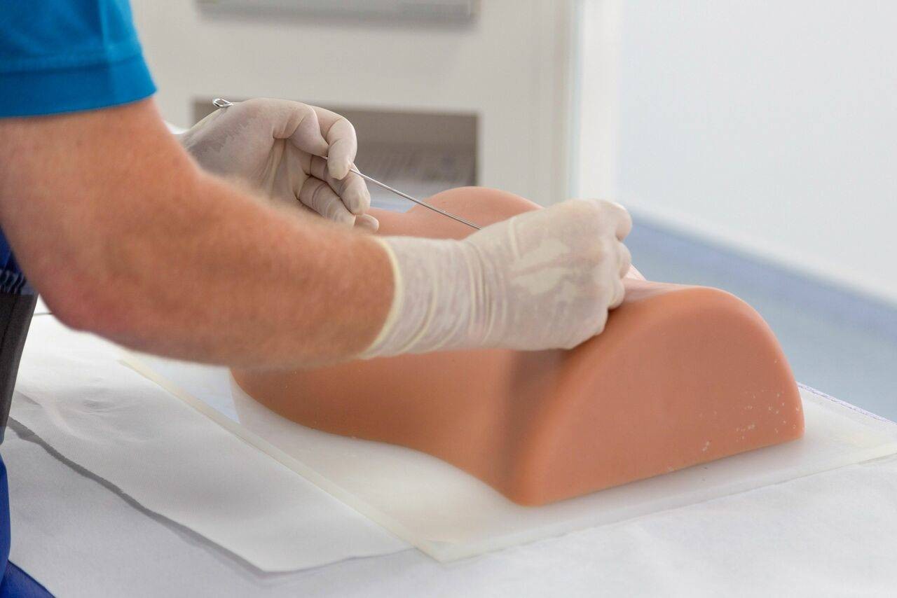 Image Guided Lumbar Spinal Injection Trainer